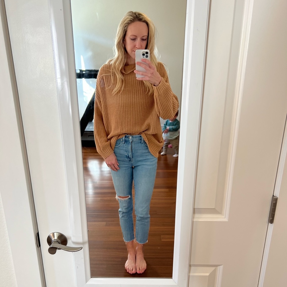 American Eagle Tan Sweater